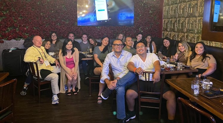 Group of people at JCK 2022