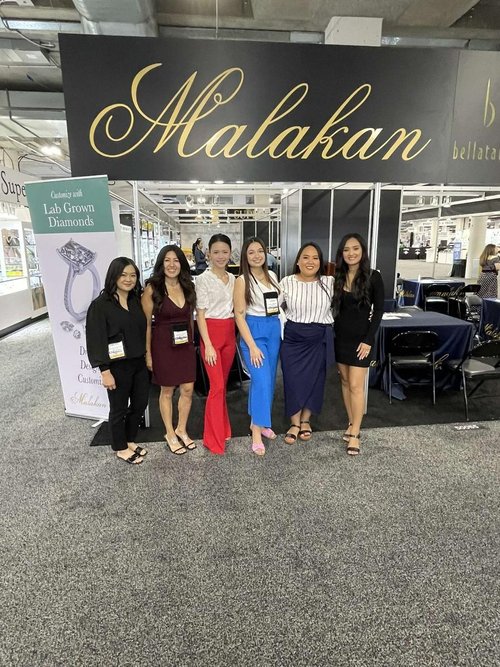 Six women at JCK 2022 booth